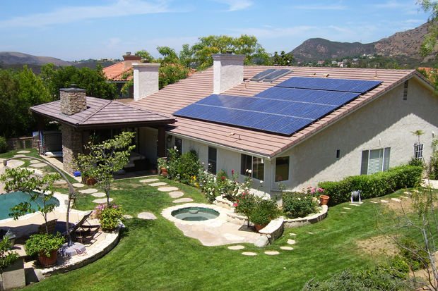تکنولوژی پانل خورسیدی | پانل خورشیدی Brightbox| سیستم ذخیره سازی انرژی |باتری های لیتیوم یون  