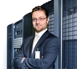 IT manager cio مدیر آی تی مدیریت it کارهای یک مدیر شبکه