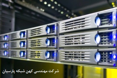 کلمه RAID مخفف عبارت Redundant Array of Independent ِِِDisks به معنای آرایه های اضافی دیسک های مستقل و مجزاست. این تکنولوژی روشی برای ذخیره داده های یکسان در چند هارد دیسک مستقل برای محافظت از داده ها در صورت خرابی درایو می باشد